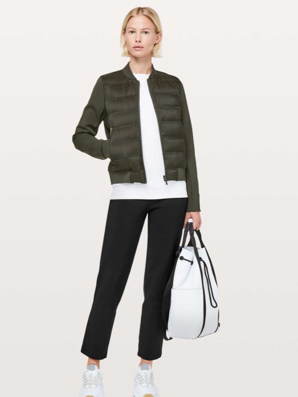 Lululemon On the Move black tapered trousers 8